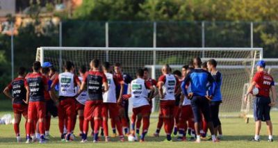 Dupla de zagueiros treina separado do grupo principal do Bahia