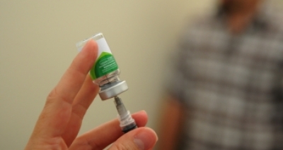 Anvisa pretende abrir consulta pública para decidir venda de vacinas em farmácias