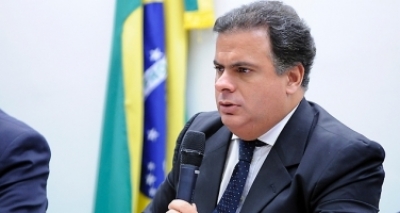 Deputado baiano orientou compra de deputados contra impeachment de Dilma, diz Joesley