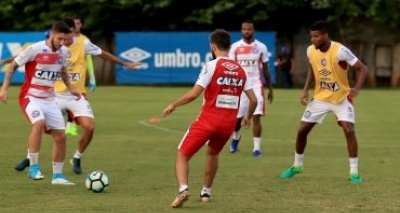 Brasileirão: Bahia enfrenta o Atlético-GO na noite desta segunda-feira