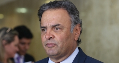 Pedido de prisão de Aécio será julgado somente em agosto