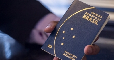 Parada por quase um mês, produção de passaportes é retomada nesta segunda