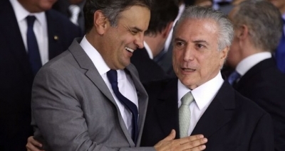 Aécio deve reassumir PSDB em agosto; tucano articula em favor de Temer
