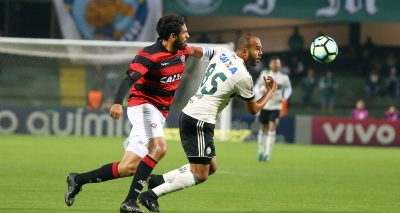 Vitória surpreende mais uma vez, vence o Coritiba fora de casa e sai do Z-4