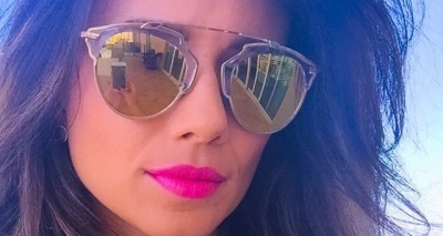 De biquíni, Paula Fernandes mostra bumbum e agita web: