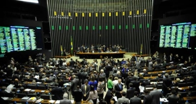 Debate de denúncia contra Temer deve dominar pauta da Câmara dos Deputados neste semana