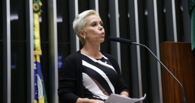 Nova ministra dá verba da Câmara para a tia de sua chefe de gabinete
