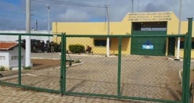 Quatro presos fogem após serrarem grades de conjunto penal