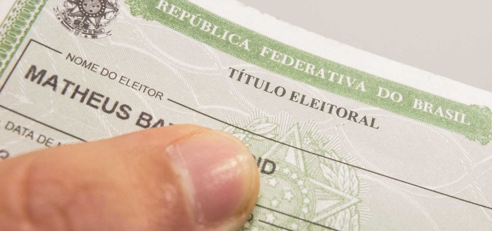 [Eleitor fora do domicílio eleitoral tem até 8 de agosto para pedir 2ª via do título]