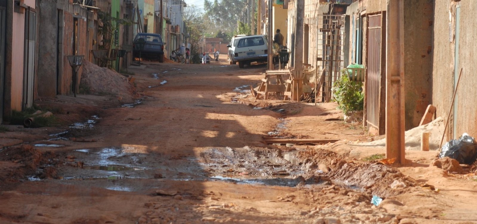 [Bahia tem quase metade da populaÃ§Ã£o abaixo da linha da pobreza, diz IBGE]