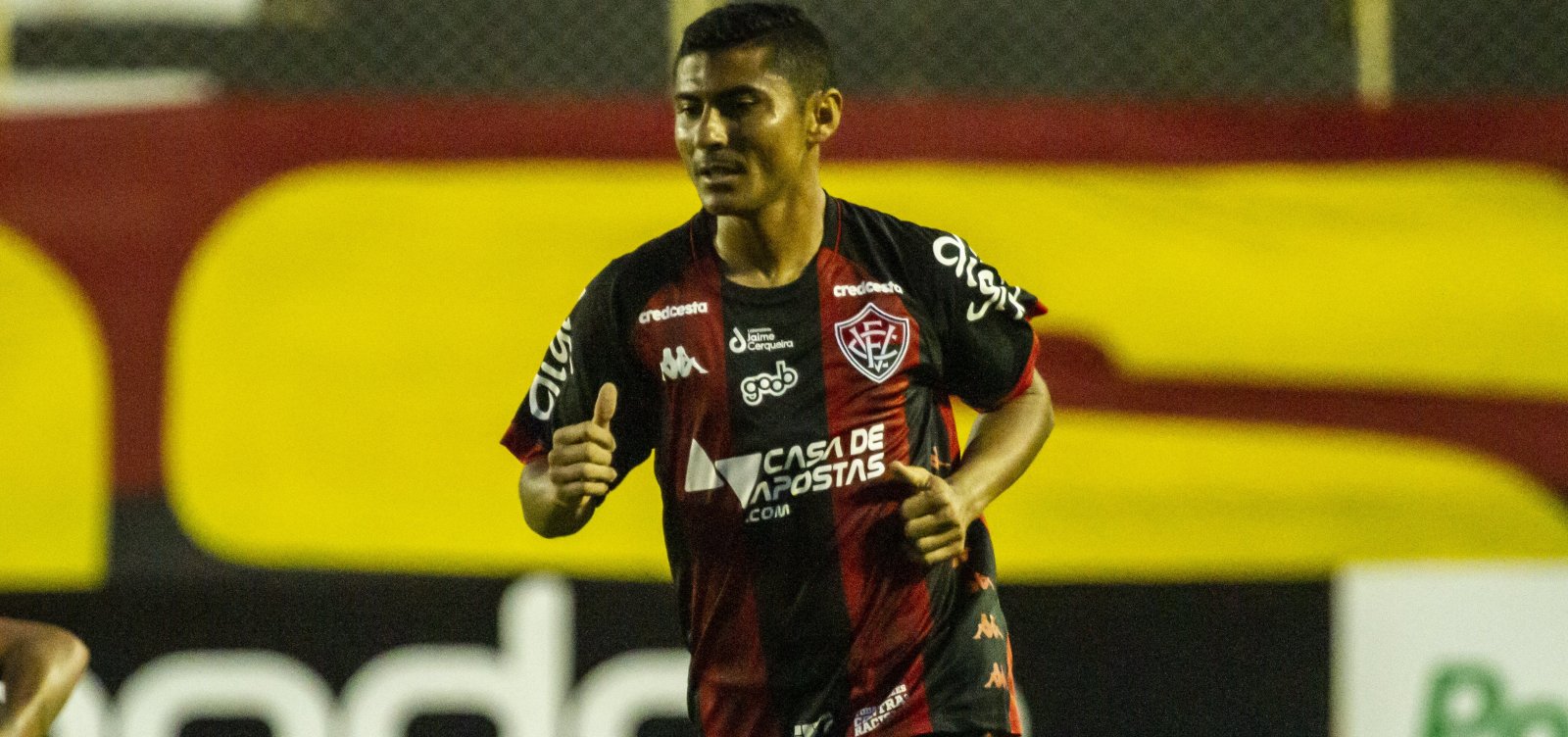 [Vitória permite empate do Guarani na etapa final e segue sequência sem vencer na Série B]